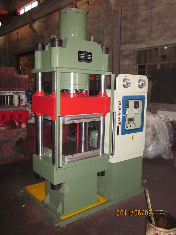 平板硫化機(jī)優(yōu)缺點(diǎn)有哪些？